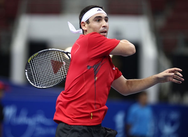 ÎŸ ÎœÎ¬ÏÎºÎ¿Ï‚ ÏƒÏ…Î½Ï„ÏÎ¯Î²ÎµÎ¹ Ï„Î¿Î½ Troicki