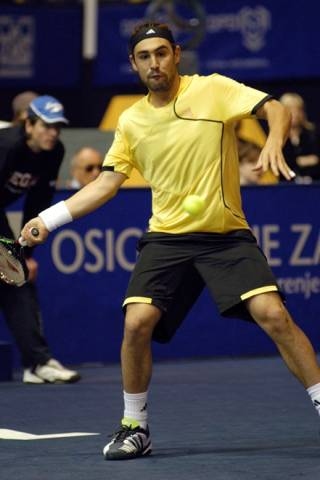 ÎŸ ÎœÎ¬ÏÎºÎ¿Ï‚ Î±Î½Ï„Î¹Î¼ÎµÏ„Ï‰Ï€Î¯Î¶ÎµÎ¹ Ï„Î¿Î½ Nieminen ÏƒÏ„Î¿Î½ Î ÏÏŽÏ„Î¿ Î“ÏÏÎ¿