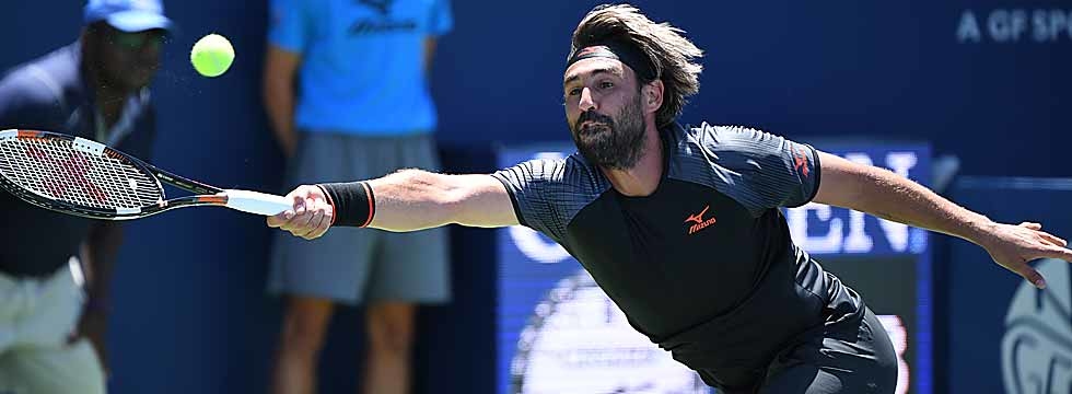 ÎŸ ÎœÎ¬ÏÎºÎ¿Ï‚ Î•Ï„Î¿Î¹Î¼Î¬Î¶ÎµÏ„Î±Î¹ Î³Î¹Î± Î£ÏÎ³ÎºÏÎ¿Ï…ÏƒÎ· Î¼Îµ Ï„Î¿Î½ Î¤ÏƒÎ¿Ï…Î½Î³Îº ÏƒÏ„Î·Î½ ÎŸÏ…Î¬ÏƒÎ¹Î³ÎºÏ„Î¿Î½